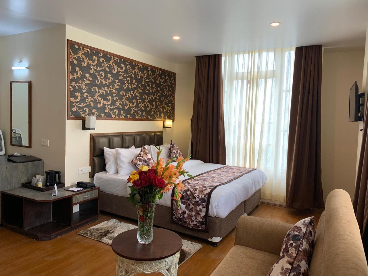 Hotel The Aryan Regency à Pelling Extérieur photo